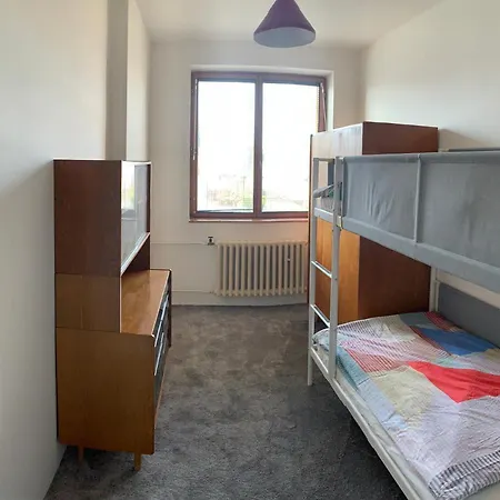 Сasa de vacaciones Příjemný řadový Rodinný Dům Se Zahradou *